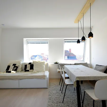 Seaside Comfort In Appartement De Haan