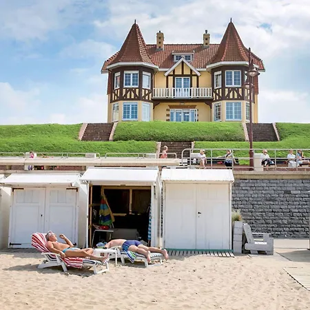 Apartment Seaside Comfort In *